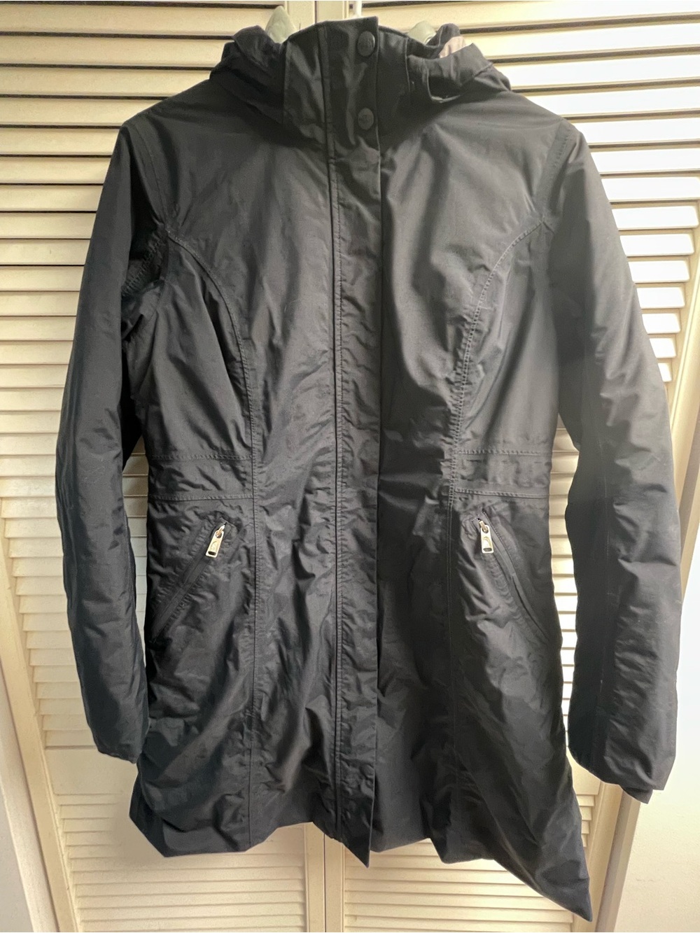 Women’s The North Face 3-1 Black Hooded Water-Resistant Jacket size large